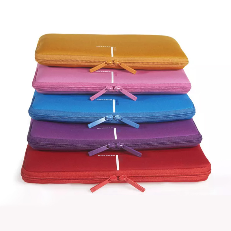 Neoprene Laptop bag (1).jpg